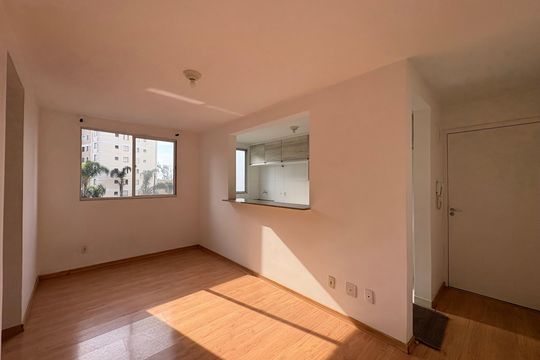 Apartamento à venda com 2 quartos, 50m² em Parque São Vicente, Mauá