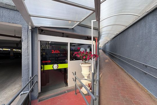 Área comum - Mercadinho de apartamento à venda com 2 quartos, 50m² em Parque São Vicente, Mauá