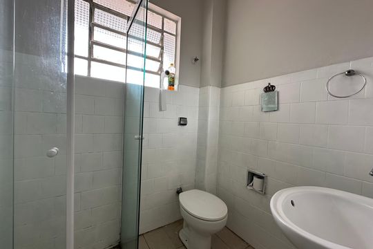 Banheiro de apartamento para alugar com 2 quartos, 67m² em Bom Retiro, São Paulo
