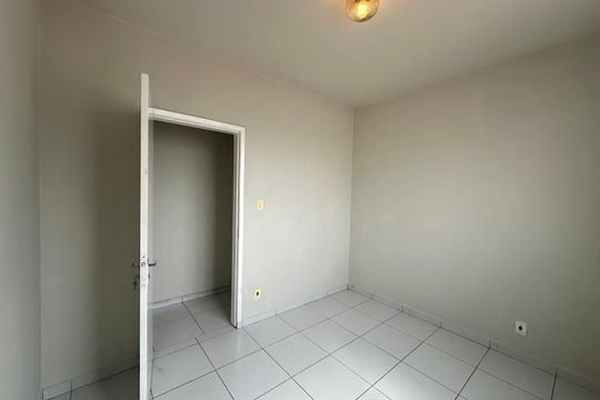 Quarto 1 de apartamento para alugar com 2 quartos, 67m² em Bom Retiro, São Paulo