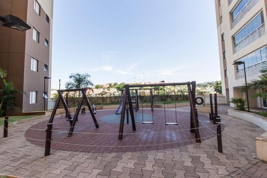 Área comum - Playground de apartamento para alugar com 2 quartos, 74m² em Jardim Tupanci, Barueri