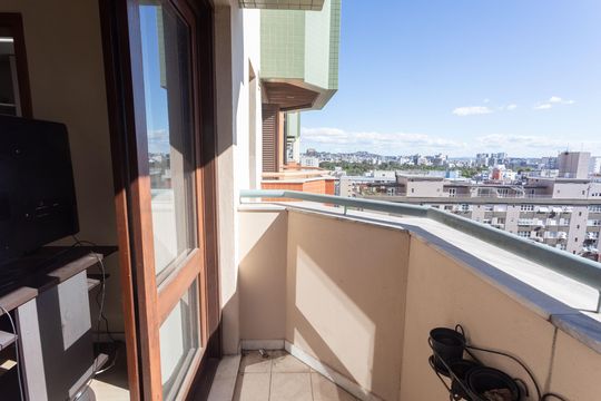 Sacada de apartamento à venda com 1 quarto, 50m² em Independência, Porto Alegre