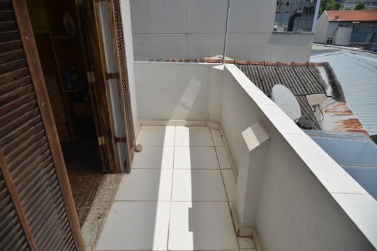 Sacada do Quarto 2 de casa à venda com 2 quartos, 100m² em Vila Dora, Santo André