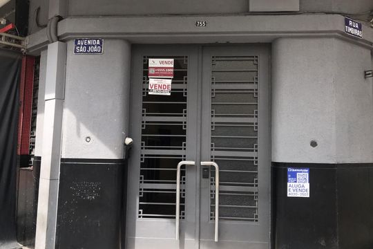 Fachada de apartamento à venda com 2 quartos, 100m² em República, São Paulo
