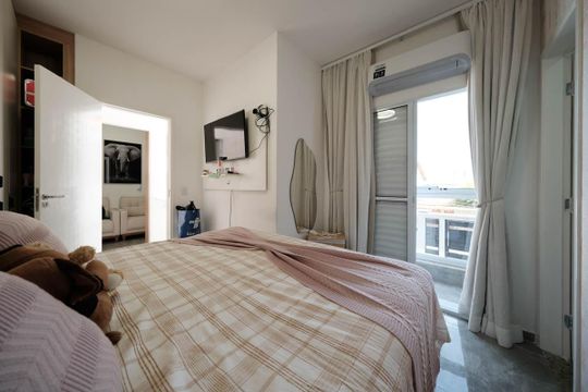 Suíte 1 de casa de condomínio à venda com 2 quartos, 91m² em Burgo Paulista, São Paulo