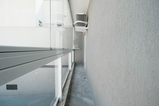 varanda da Suíte 1 de casa de condomínio à venda com 2 quartos, 91m² em Burgo Paulista, São Paulo