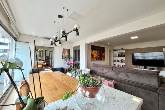 Varanda de apartamento à venda com 2 quartos, 95m² em Mirandópolis, São Paulo