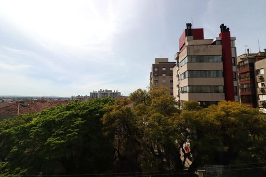Vista da Suíte 1 de apartamento à venda com 2 quartos, 82m² em São João, Porto Alegre