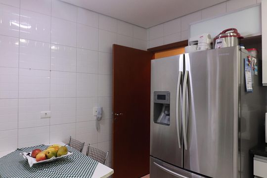 Cozinha de apartamento à venda com 3 quartos, 200m² em Jardim Portugal, São Bernardo do Campo