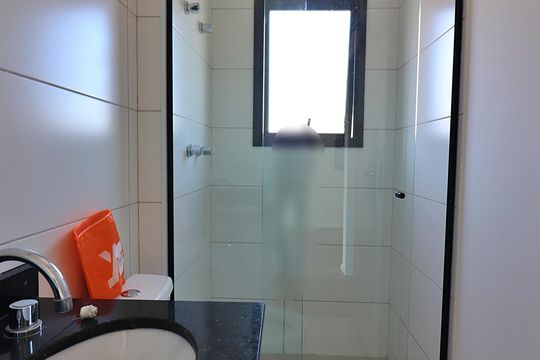 Banheiro Social de apartamento à venda com 2 quartos, 52m² em Jardim do Mar, São Bernardo do Campo
