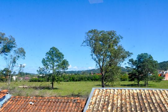 Vista Quarto 2 de casa à venda com 3 quartos, 146m² em Hípica, Porto Alegre