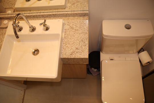Banheiro Social de kitnet/studio à venda com 1 quarto, 25m² em Consolação, São Paulo