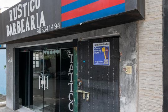 Fachada de casa para alugar com 1 quarto, 42m² em Jardim Floresta, São Paulo