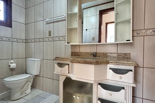 Banheiro Social de apartamento para alugar com 2 quartos, 80m² em São João Batista, São Leopoldo