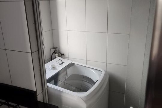 Área de Serviço de apartamento para alugar com 2 quartos, 53m² em Vila Luzita, Santo André