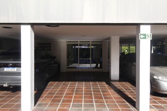 Garagem de apartamento à venda com 2 quartos, 85m² em Higienópolis, Porto Alegre