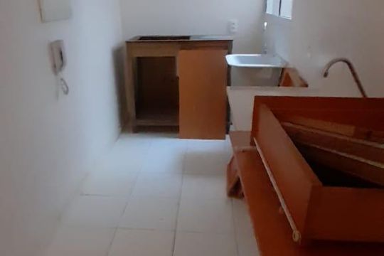 Cozinha e Área de Serviço de apartamento à venda com 2 quartos, 42m² em Rubem Berta, Porto Alegre