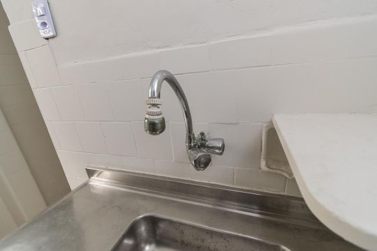 Cozinha - Torneira de casa para alugar com 2 quartos, 150m² em Ramos, Rio de Janeiro