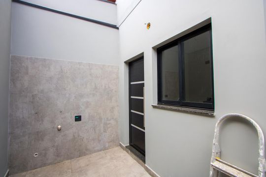 Área de serviço de casa à venda com 2 quartos, 93m² em Vila Linda, Santo André