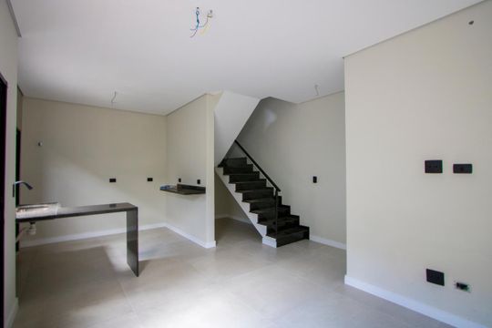 Casa à venda com 2 quartos, 93m² em Vila Linda, Santo André