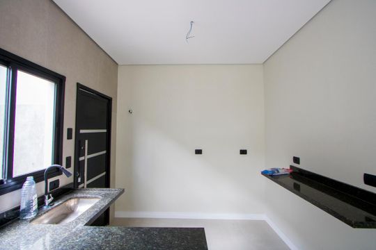 Cozinha de casa à venda com 2 quartos, 93m² em Vila Linda, Santo André