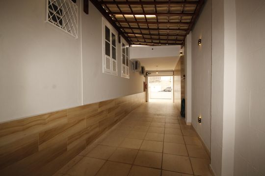 Garagem de casa à venda com 5 quartos, 248m² em Colégio Batista, Belo Horizonte