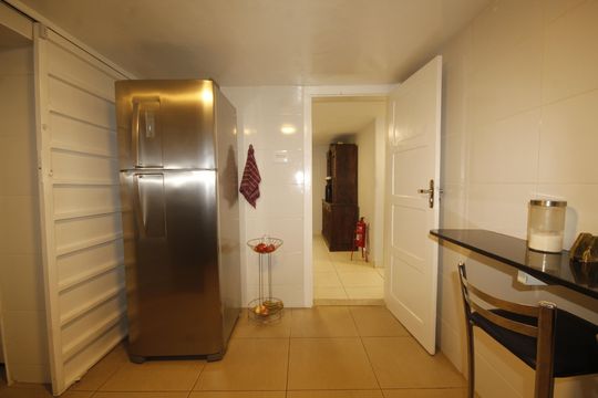 Cozinha de casa à venda com 5 quartos, 248m² em Colégio Batista, Belo Horizonte