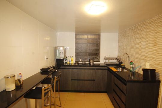 Cozinha de casa à venda com 5 quartos, 248m² em Colégio Batista, Belo Horizonte