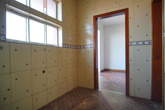Cozinha de apartamento à venda com 3 quartos, 110m² em Centro, São Leopoldo