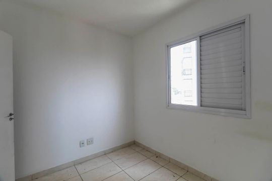 Suite de apartamento à venda com 3 quartos, 74m² em Vila Macedópolis, São Paulo