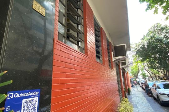 Placa de apartamento à venda com 3 quartos, 250m² em Copacabana, Rio de Janeiro
