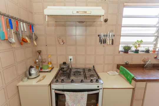 Cozinha de casa à venda com 3 quartos, 190m² em Vila Campo Grande, São Paulo