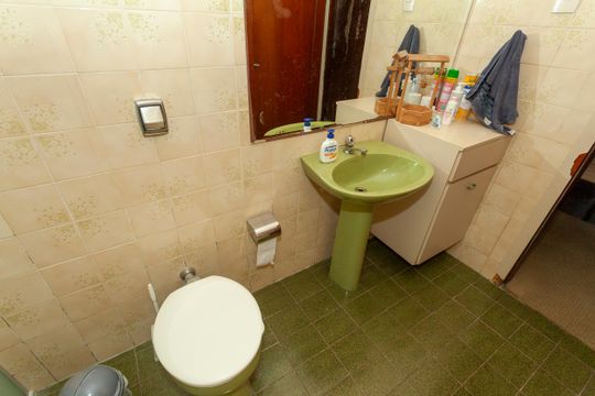 Banheiro de casa à venda com 3 quartos, 190m² em Vila Campo Grande, São Paulo