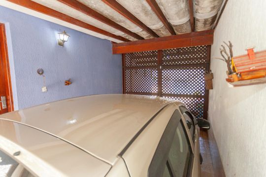 Garagem de casa à venda com 3 quartos, 190m² em Vila Campo Grande, São Paulo