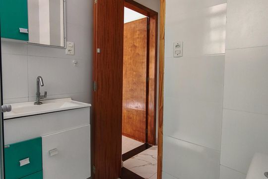 Banheiro Social de apartamento à venda com 2 quartos, 73m² em Imperial de São Cristóvão, Rio de Janeiro