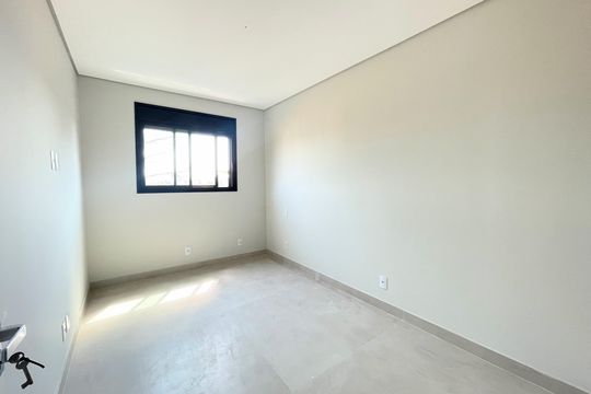 Quarto 1 de apartamento à venda com 3 quartos, 75m² em Itapoã, Belo Horizonte