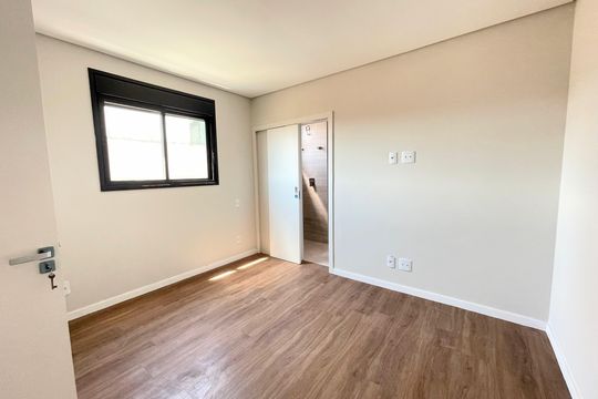Quarto 3 de apartamento à venda com 3 quartos, 160m² em Itapoã, Belo Horizonte