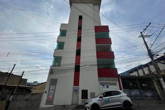 Fachada de apartamento para alugar com 2 quartos, 38m² em Jardim Maringa, São Paulo