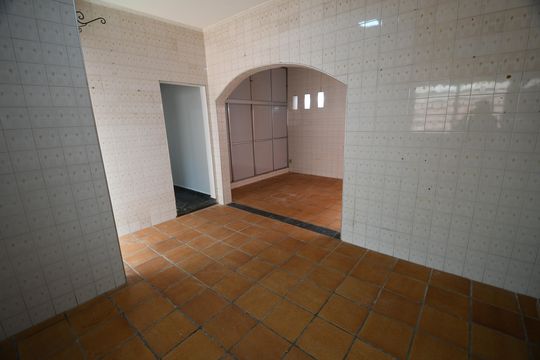 Cozinha de casa à venda com 4 quartos, 157m² em Vila Iza, Campinas