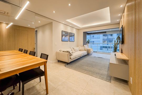 Sala de apartamento à venda com 3 quartos, 106m² em Vila Dom Pedro I, São Paulo