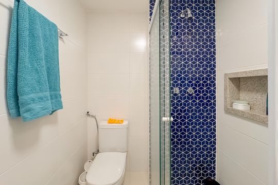 Banheiro  de apartamento à venda com 3 quartos, 106m² em Vila Dom Pedro I, São Paulo