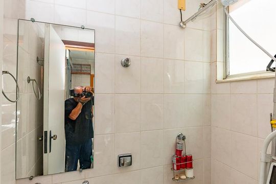 Banheiro de serviço de apartamento à venda com 4 quartos, 149m² em Alto Barroca, Belo Horizonte