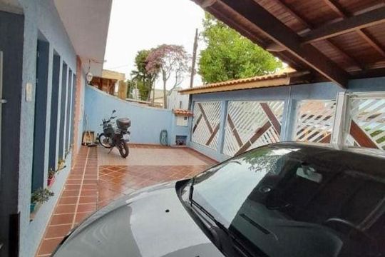 Casa à venda com 3 quartos, 230m² em Vila Pires, Santo André