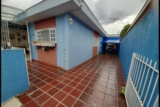Casa à venda com 3 quartos, 230m² em Vila Pires, Santo André