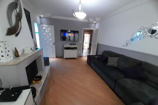 Casa à venda com 3 quartos, 230m² em Vila Pires, Santo André