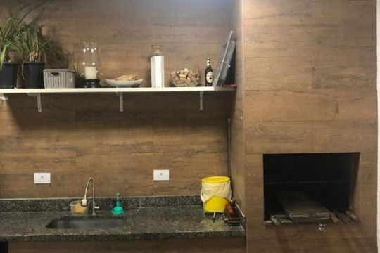 Casa à venda com 3 quartos, 200m² em Parque das Nações, Santo André