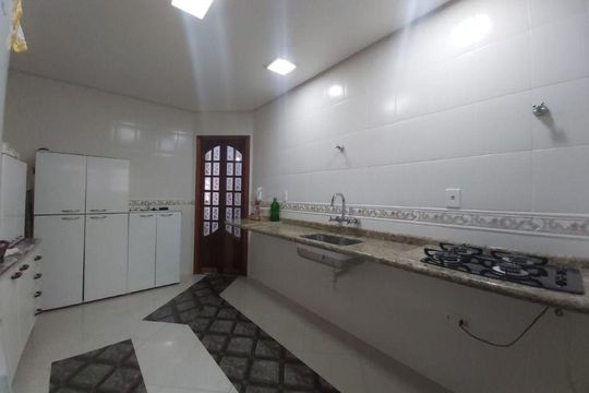 Casa à venda com 3 quartos, 210m² em Vila Afonsina, São Bernardo do Campo