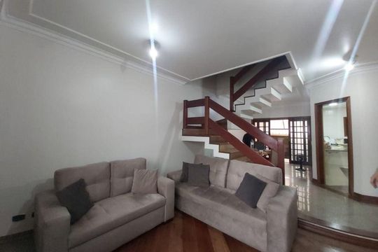 Casa à venda com 3 quartos, 210m² em Vila Afonsina, São Bernardo do Campo