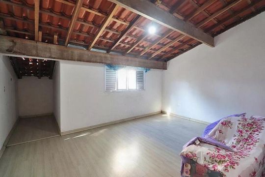 Casa à venda com 4 quartos, 315m² em Vila Eldizia, Santo André