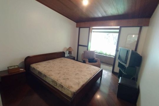 Casa à venda com 3 quartos, 350m² em Campestre, Santo André